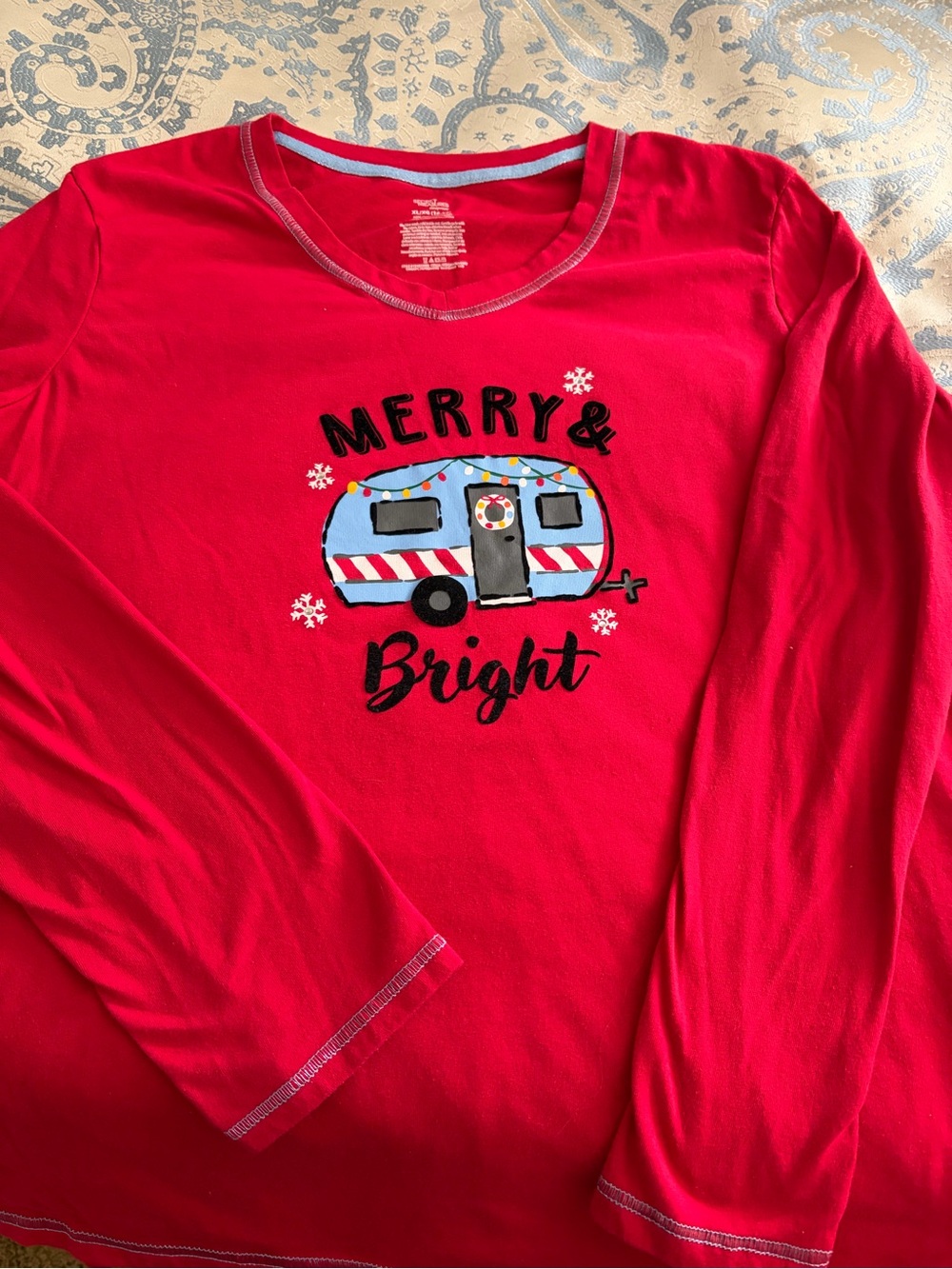 Red "Merry & Bright" Holiday Tee with Camper Graphic XL